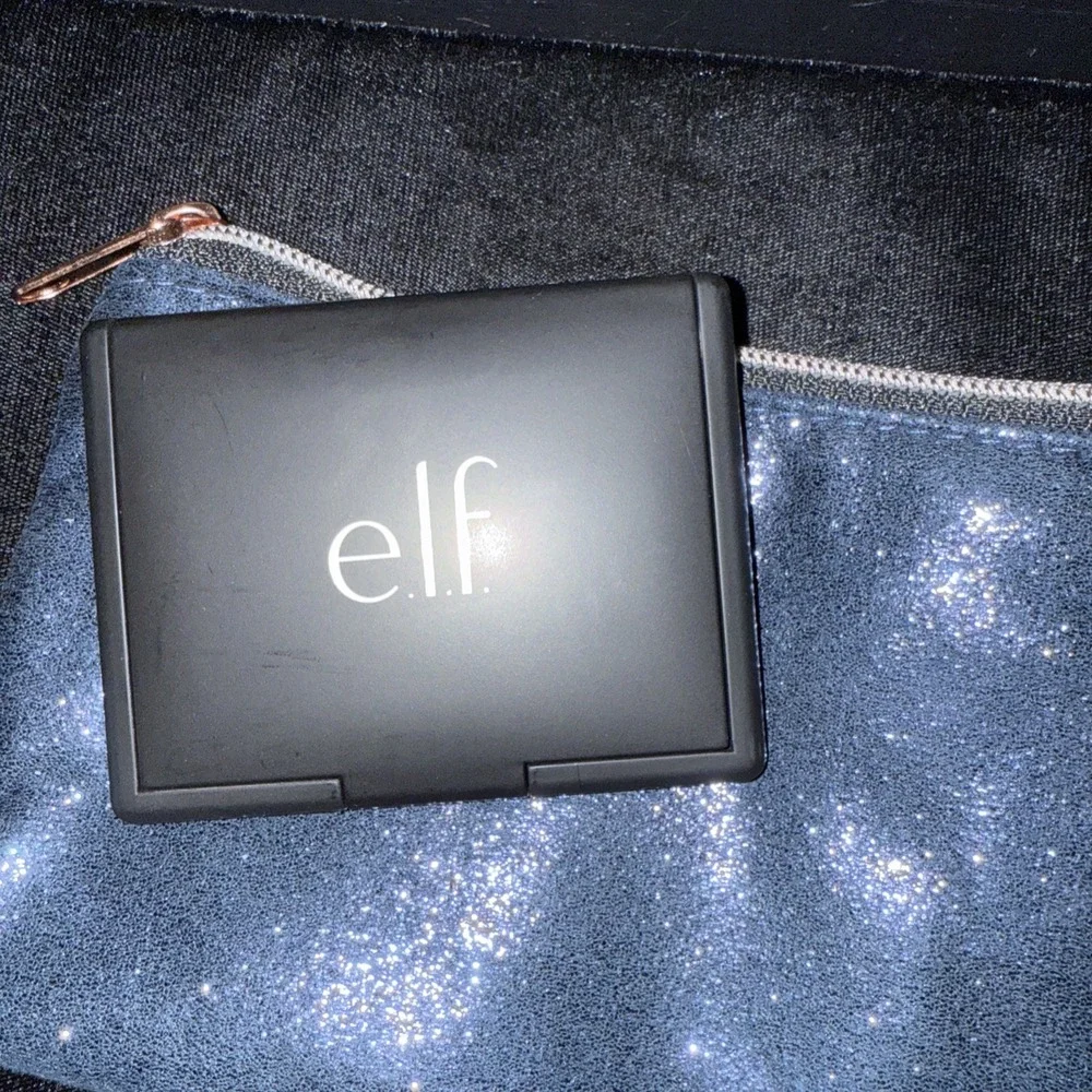 ❤ ELF Bronzer. Brush. Lip‎ Pencil And Bag.  3863